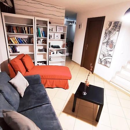 Large House 3 Floors City 'N Sea Vitinia Zewnętrze zdjęcie